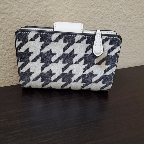Coach Medium Corner Zip Wallet With Houndstooth Print - Picture 8 of 11